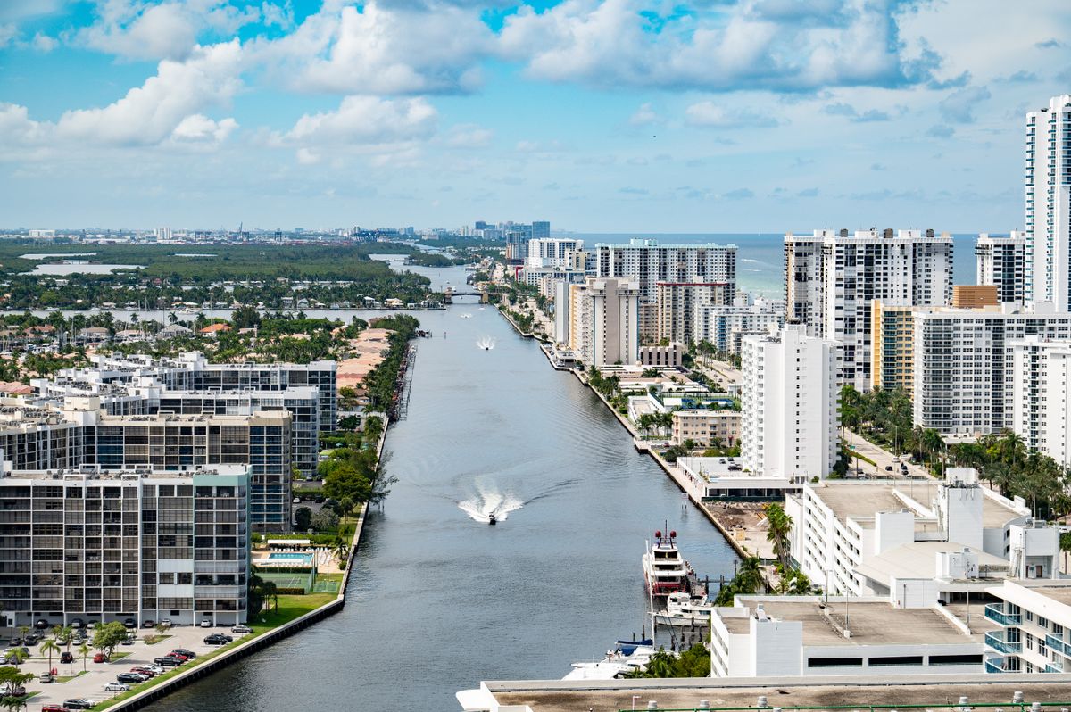 Hollywood & Hallandale